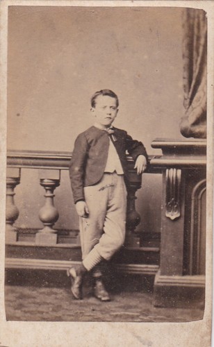 Cdv photo boy posing - photo., posing,cross