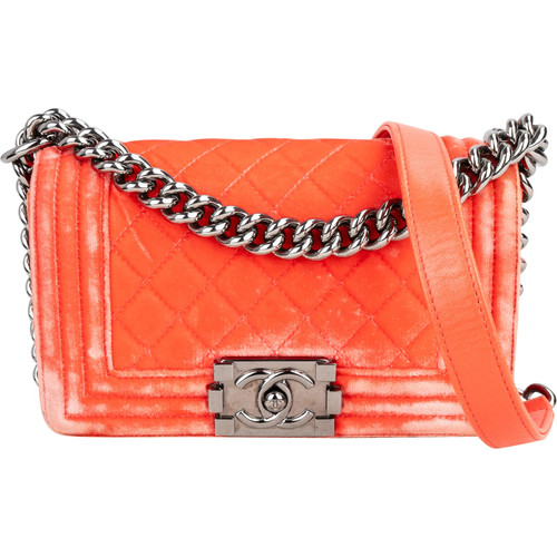 Chanel quilted velvet - quilted,